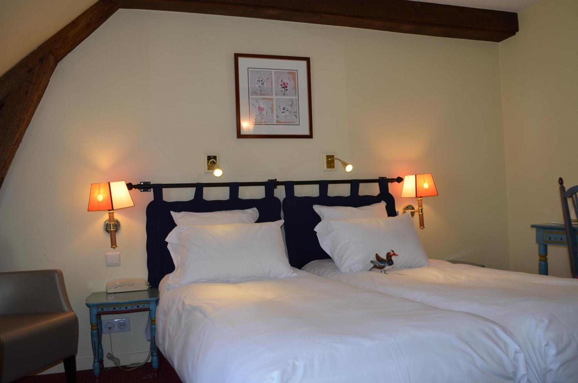 Logis Hotel Auberge Du Cheval Blanc Yvoy-le-Marron Экстерьер фото